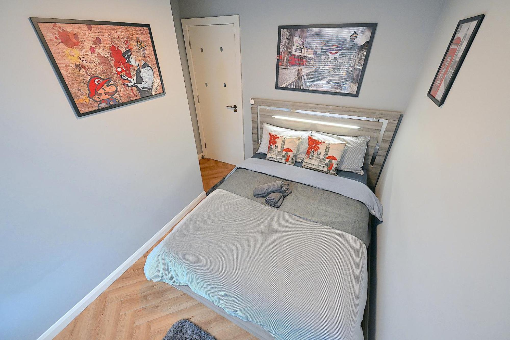 2 Bedroom Flat In Wood Green Piccadilly Line Лондон Экстерьер фото